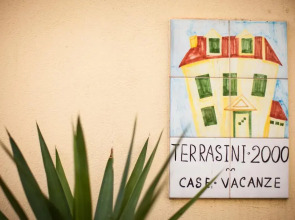 Terrasini 2000 Case Vacanza