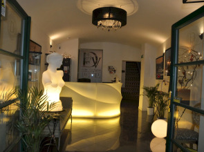 Dolce Vita Suites Hotel