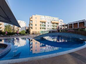 Large Studio in Polo Resort