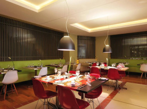 Pestana Promenade Ocean Resort Hotel