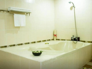 River Beach Resort and Residences