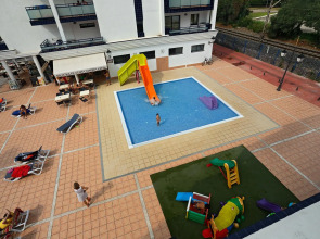 Pins Platja Apartments