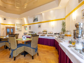 TRIP INN Hotel Schumann