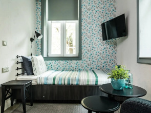 5 Vintage Guest House