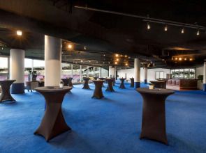 Ramada Encore by Wyndham Geneva