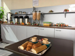 Tahiti Airport Motel