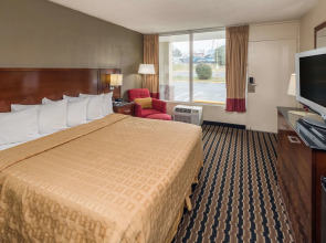 Red Roof Inn Charlotte - Airport