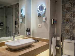 SUNRISE Alex Avenue Hotel