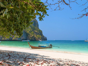 Phi Phi Harbour View Hotel