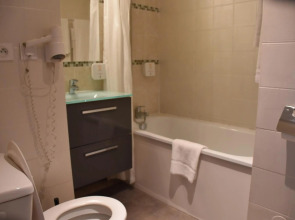 Adonis Arc Hôtel Aix