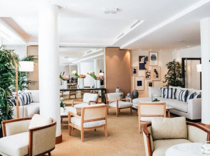 Five Seas by Inwood Hotels