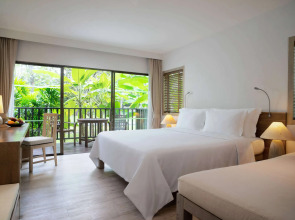 Курортный отель Wyndham Hua Hin Pranburi Resort & Villas