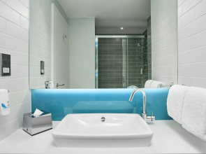 Premier Inn Cologne City Sud Hotel