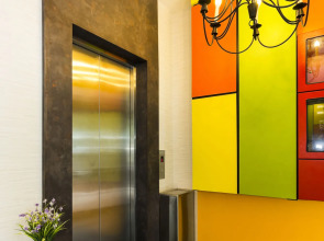 Smile Hotel Danau Kota