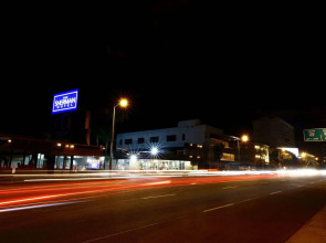 The Sojourn Los Angeles - Sherman Oaks