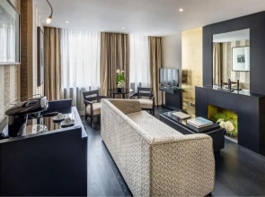 60 Hyde Park Gate Hotel