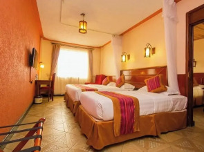 Seasons Airport Hotel