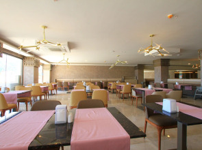 Turunc Premium Hotel