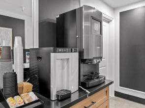 Le Bon Hotel Hollywood