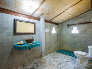 Bottle Beach 1 Resort