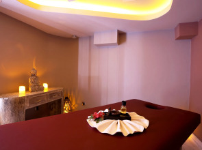 The PINEHILL Hotel & Suites