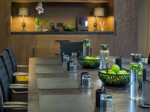 Hilton London Canary Wharf