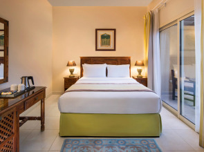 Al Hamra Village Hotel