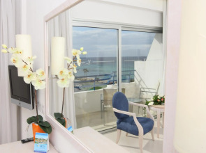 Vrissiana Boutique Beach Hotel