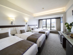 Regal Oriental Hotel