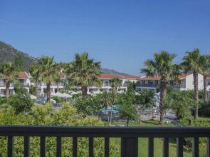 Golden Coast Hotel & Bungalows - All Inclusive