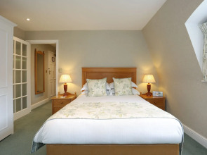 West Lodge Park Hotel