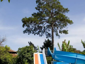 Belpoint Beach Hotel