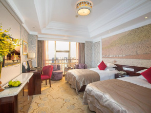 Huachen International Hotel