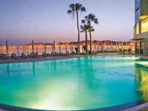 Kn Hotel Arenas del Mar - Adults Only