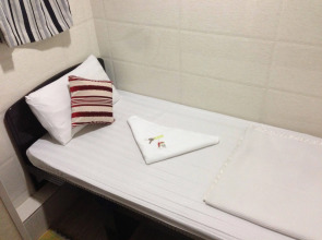 Days Hotel HK - Hostel