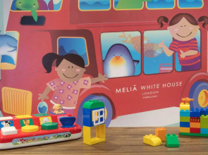 Melia White House Apartments