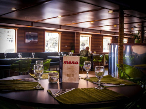 Botel Marina - Hostel