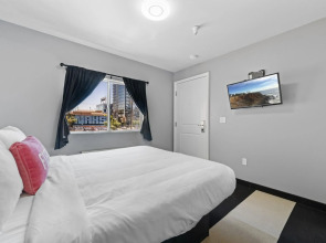 Le Bon Hotel Hollywood