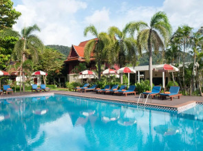 Royal Lanta Resort & Spa