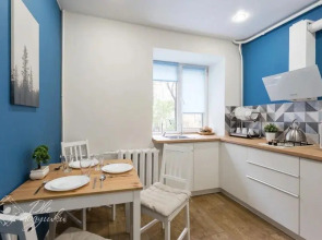 Две подушки на ул. Мальцева, д. 28