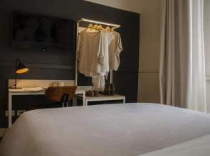 Room Select Via Veneto