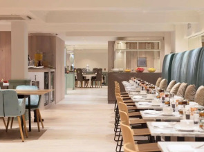 Melia White House Apartments