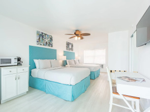 Sea Beach Plaza - Near Jungle Queen Riverboat