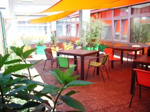 Gaestehaus Kaiserpassage - Hostel