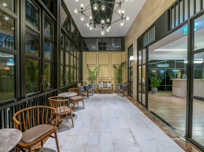 Sawaddi Patong Resort & Spa by Tolani