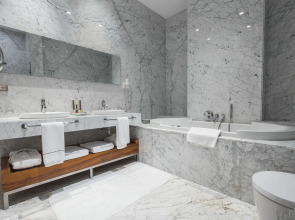 Tomtom Suites - Special Class