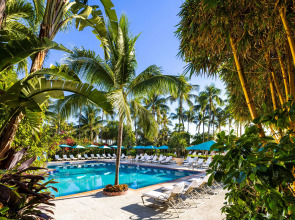 The Palms Hotel & Spa