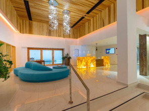 Anemi Hotel & Suites