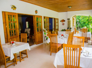 Villa Rafia Guesthouse