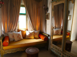 El Patio Courtyard House